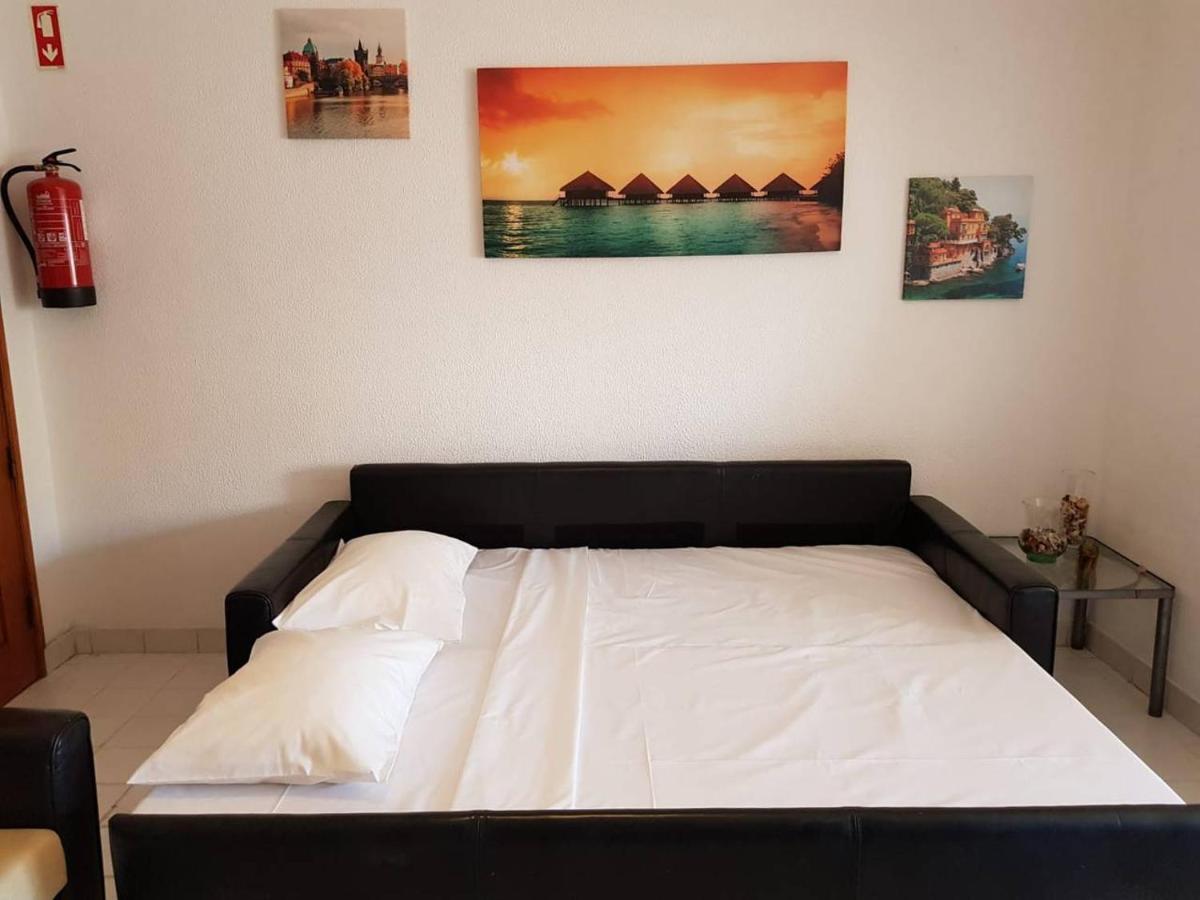 Apartamento T1 Com Piscina, Em Montechoro, Albufeira, Algarve Apartment Екстериор снимка